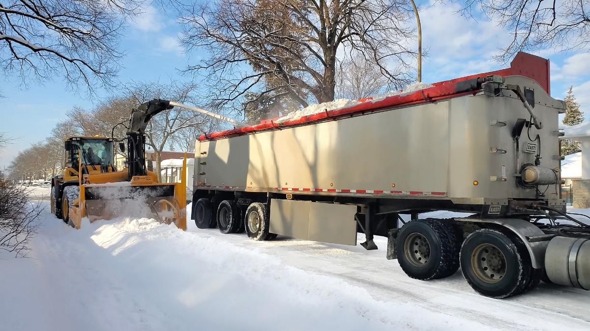 Truck-loading-operations